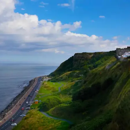 Headland View - Stunning Sea Views! * Scarborough