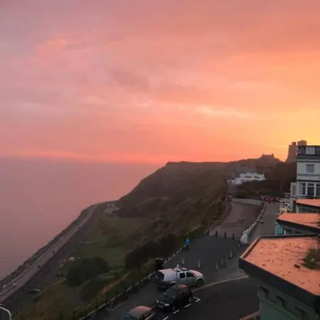 Headland View - Stunning Sea Views! Apartment